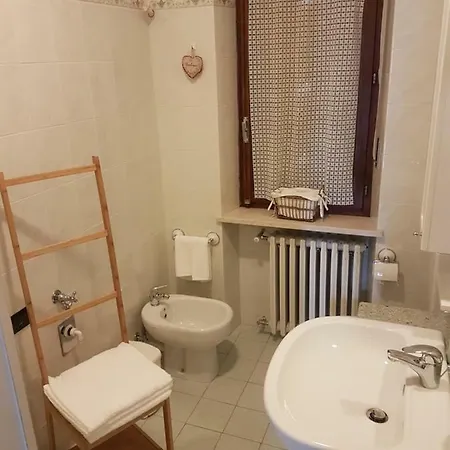 아파트 Bed & Bike Nel Centro Della Val Di Susa